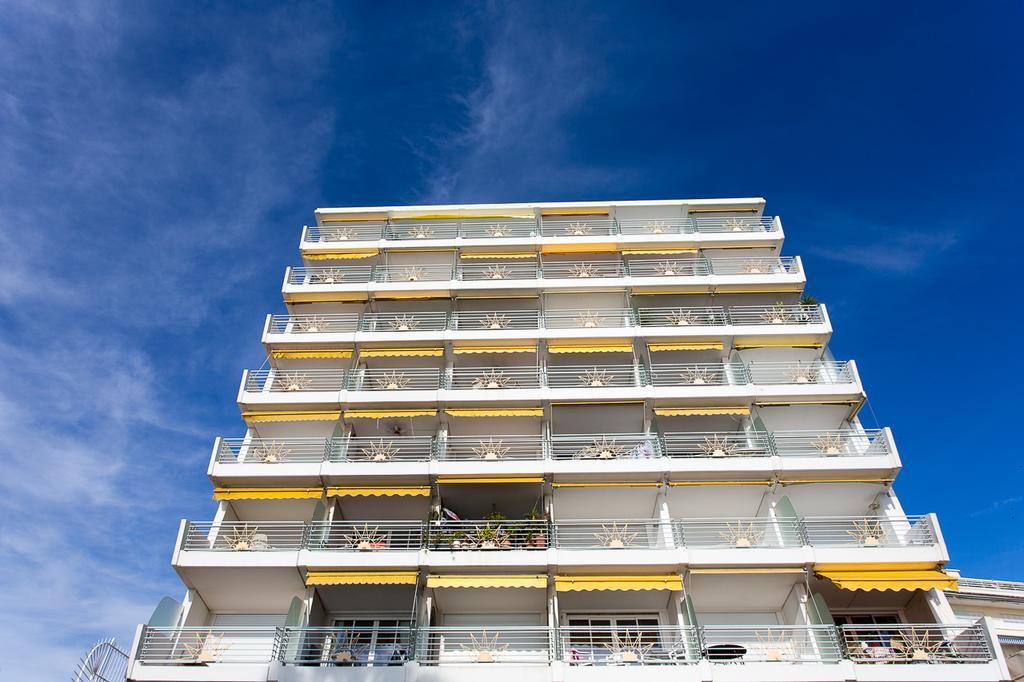 Residence Le Soleil Juan-les-Pins Exterior photo